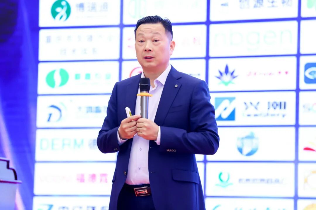 熱烈祝賀|武漢金龍集團副董事長王軍獲評正高級經(jīng)濟師職稱