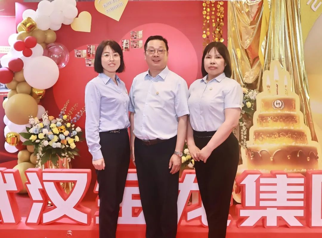 誰(shuí)來(lái)一碗紅燒肉，騰耀金龍挺鄂豬